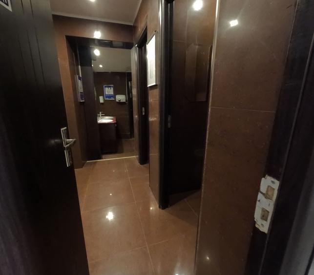 Spațiu comercial, de 501 mp, în P-ța Muncii