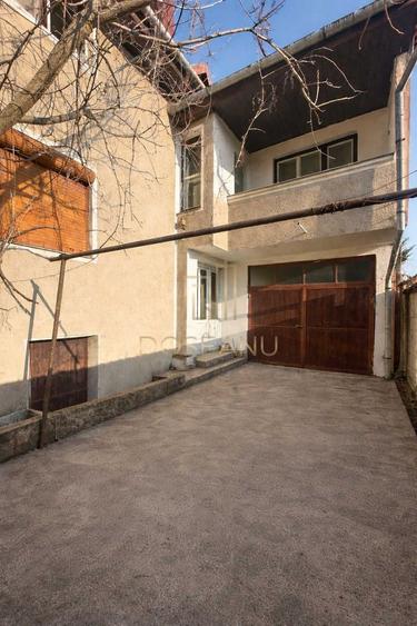 Casă individuală cu 5 camere cu Canalizare în Oncea