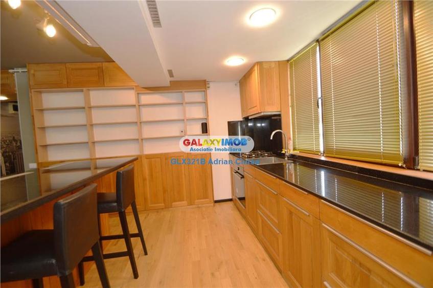 Apartament cu 3 camere decomandat, mobilat în Ștefan cel Mare