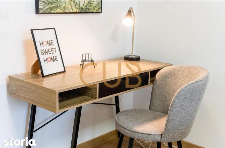 Apartament cu 3 camere, mobilat în P-ța Victoriei