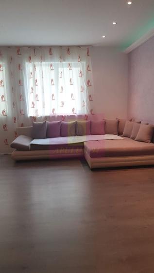 Apartament cu 2 camere decomandat în Vitan