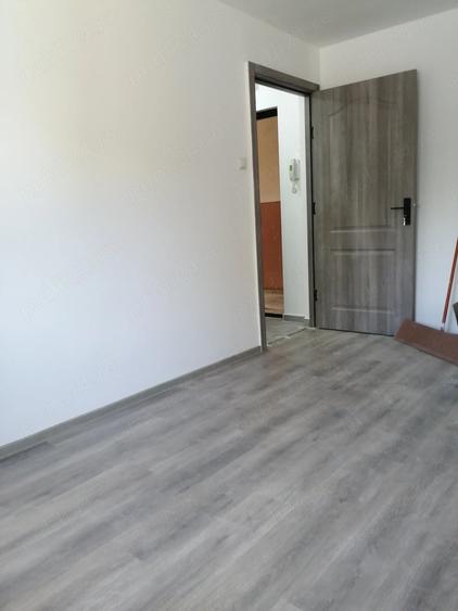 De vanzare garsoniera confort 1 decomandat in Calea Buzia?ului - 10