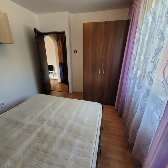 Apartament cu 2 camere semidecomandat în Florilor