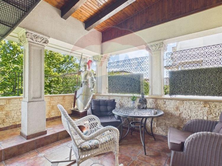 Apartament cu terasă într-o vilă interbelică B-dul Primaverii - 1
