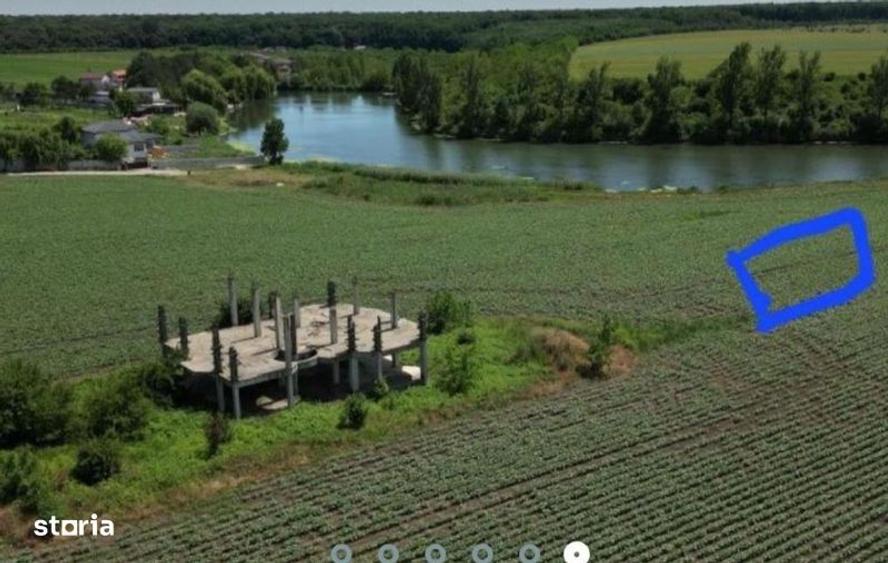Teren de 750 mp, în Găneasa
