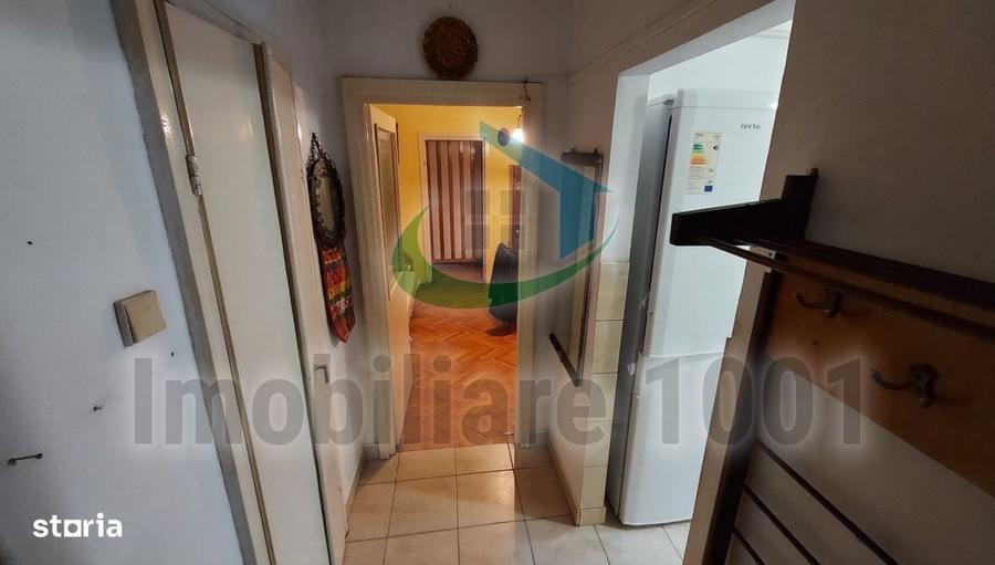 Apartament cu 2 camere semidecomandat în Independenței