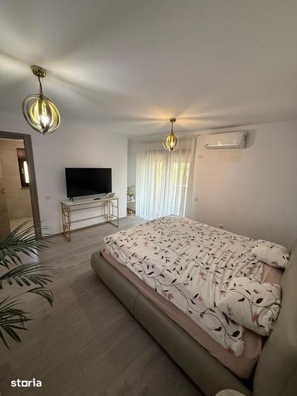 Casă cu 5 camere cu Teren 400 Mp în Goranu