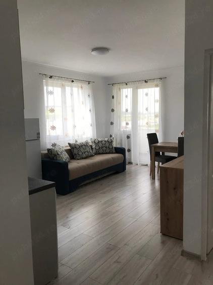 Apartament cu 2 camere decomandat în Florești