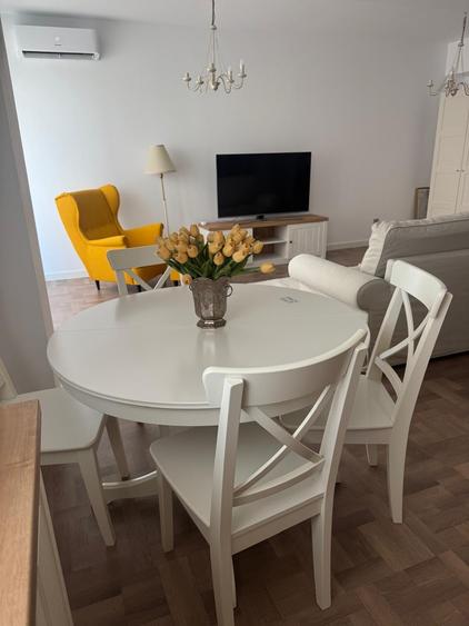 Apartament modern cu 2 camere decomandate de închiriat! - 1