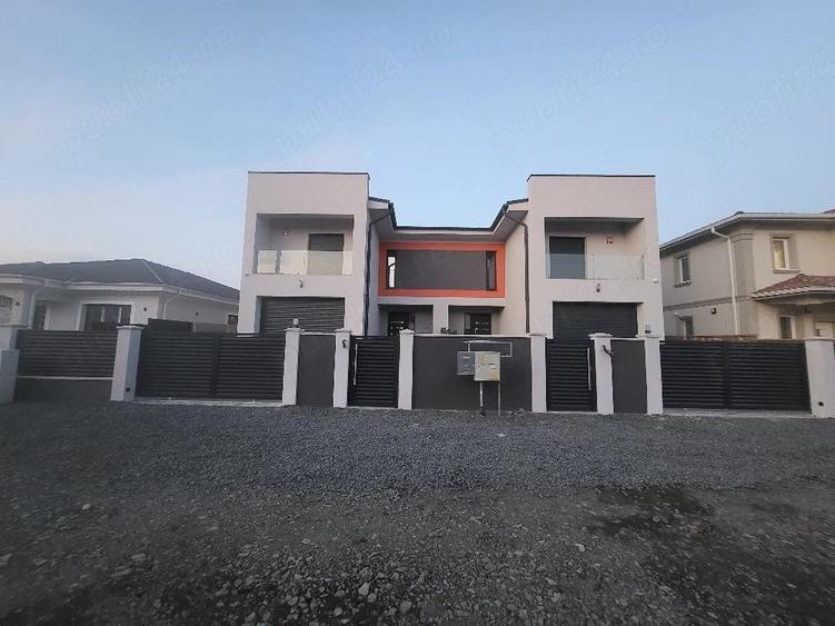 Casă cu 4 camere cu Teren 330 Mp în Dumbrăvița
