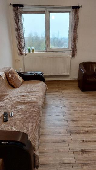 Apartament cu 2 camere semidecomandat în Hipodrom