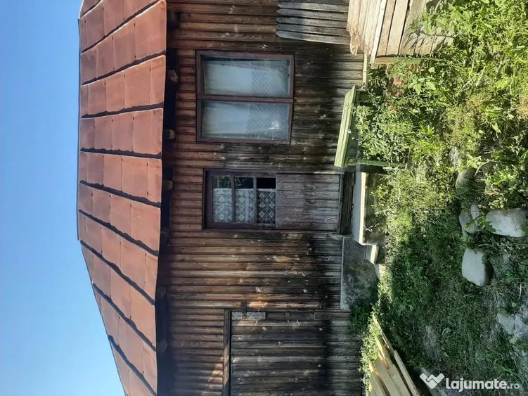 Casă cu 3 camere în Vărbila