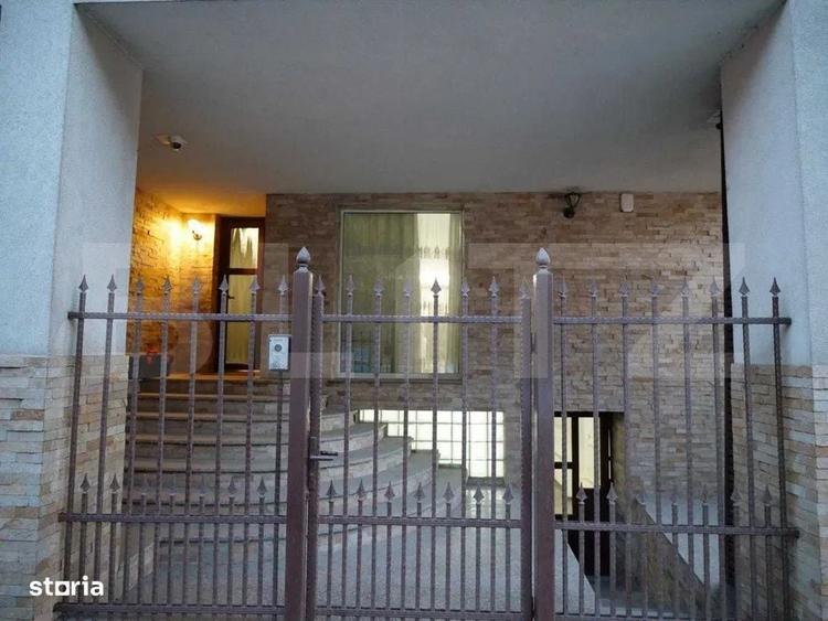 Casă cu 4 camere în George Enescu