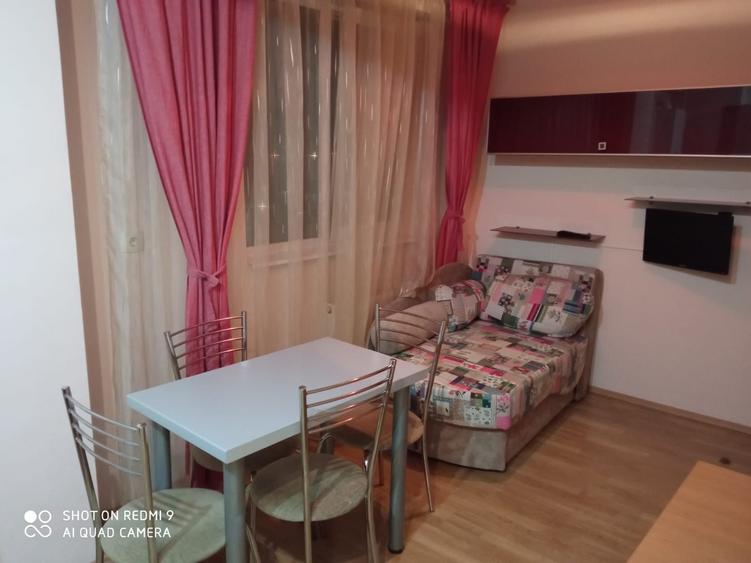 Garsonieră decomandată în Lotrioara