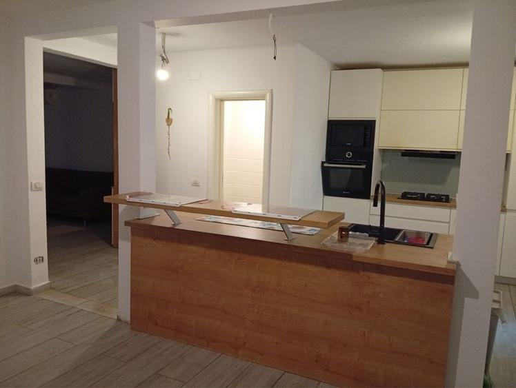 Casă cu 3 camere cu Teren 239 Mp în Tunari