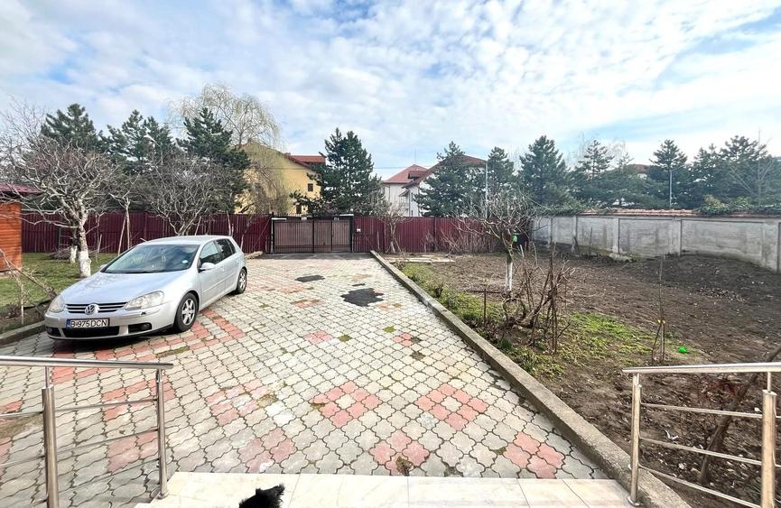 Casă individuală cu 3 camere cu Canalizare în Băneasa