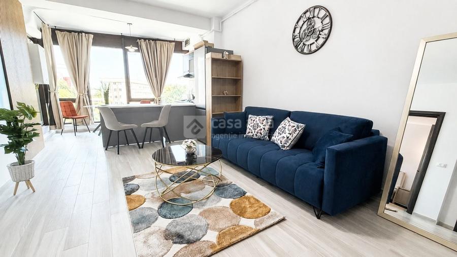 Apartament cu 2 camere semidecomandat, mobilat în Central