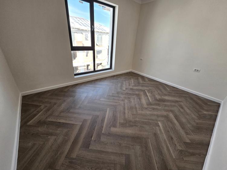 Apartament cu 2 camere decomandat în Haliu