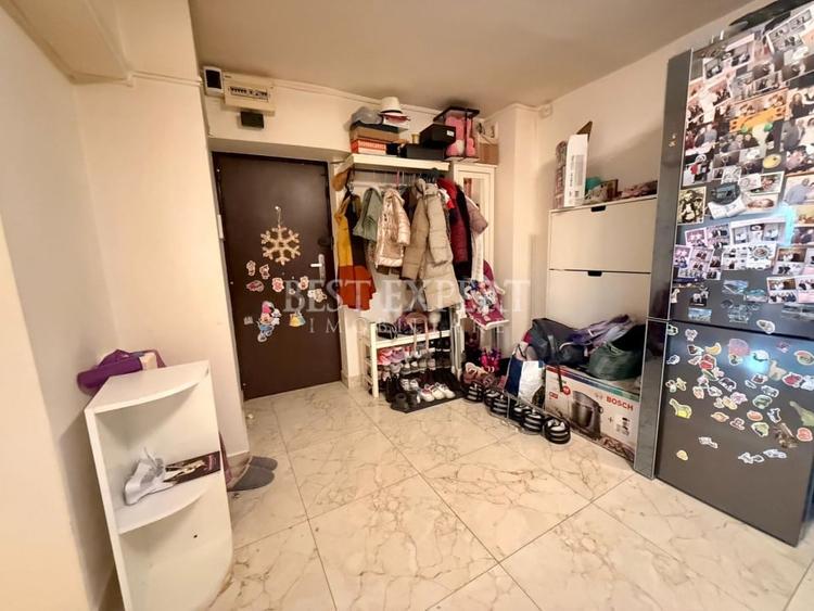 Apartament cu 3 camere decomandat în Unirii