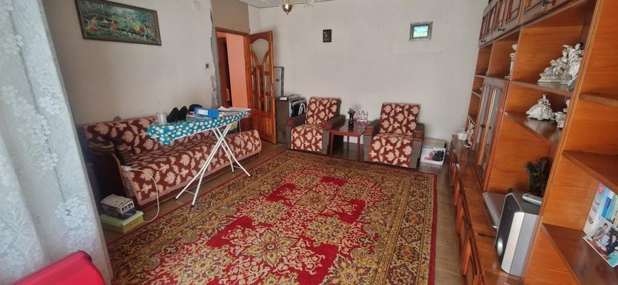 Apartament cu 3 camere decomandat, mobilat în 1 Mai