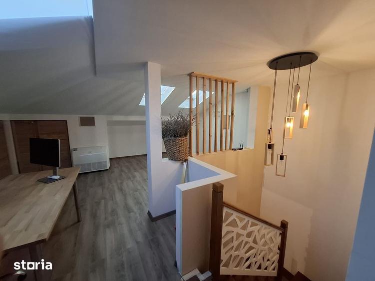 Casă cu 4 camere cu Teren 280 Mp în Corbeanca