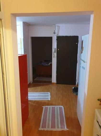 Apartament cu 2 camere decomandat în Rahova