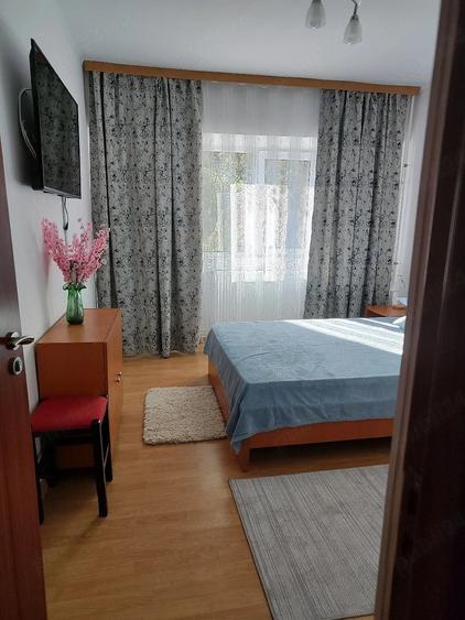 Apartament cu 2 camere decomandat în Delfinariu