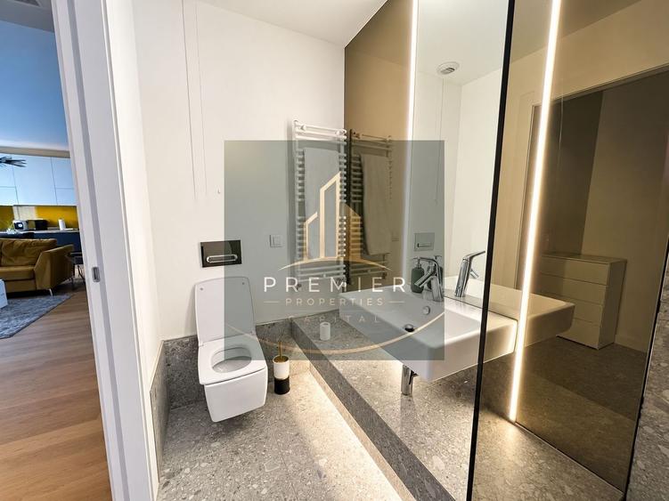 Apartament cu 3 camere semidecomandat în Aviației