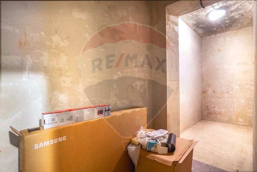 Apartament cu 3 camere decomandat în Blumăna