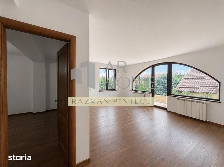 Casă cu 4 camere cu Teren 783 Mp în Cornu