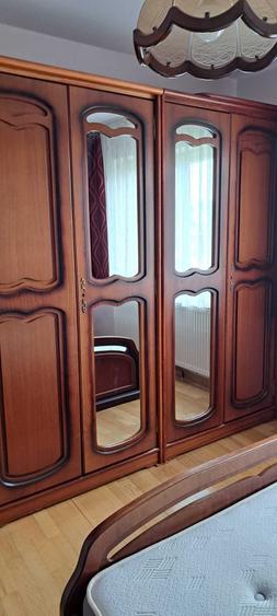 Apartament de vanzare 3 camere in Petrosani, str. Independentei, partial mobilat, doua balcoane (unul inchis), izolat termic interior - 7
