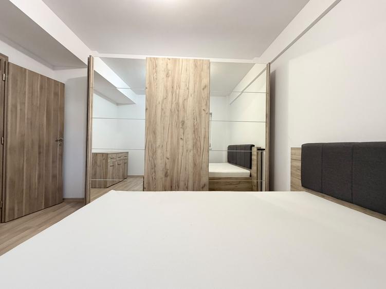 Apartament cu 3 camere decomandat în Bucovina