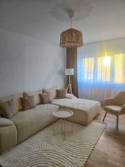 Apartament cu 2 camere decomandat, mobilat în Calea Dumbrăvii