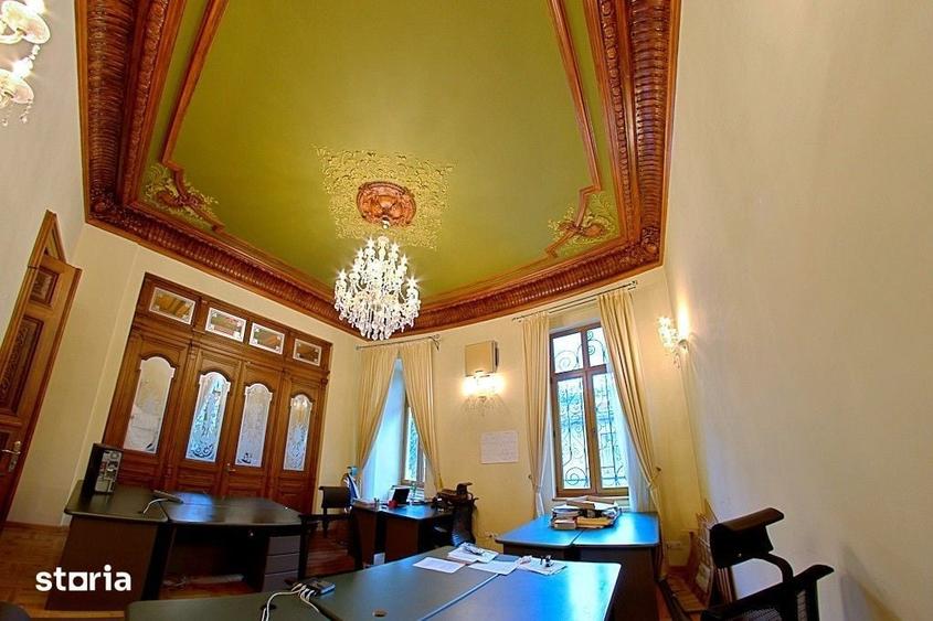Casă cu Teren 370 Mp în Romană