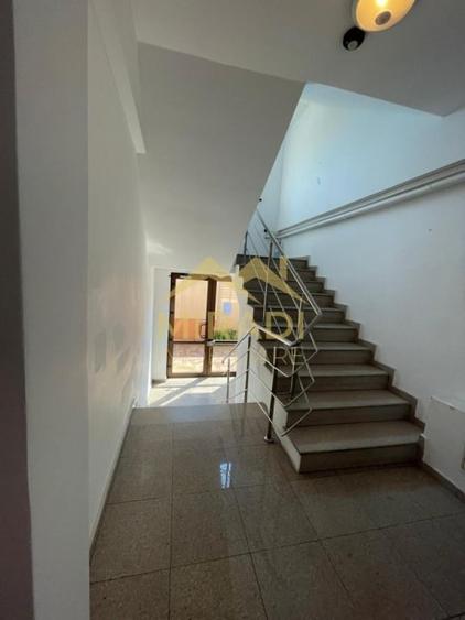 Apartament cu 3 camere, mobilat în Bucureștii Noi