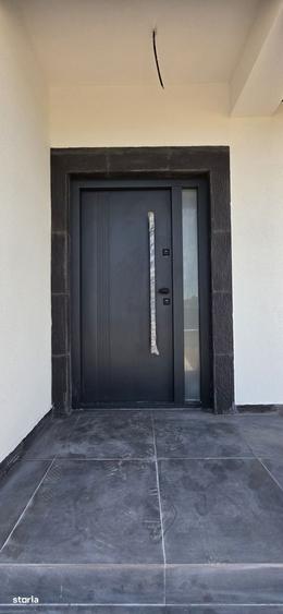 Casă cu 4 camere în Clinceni