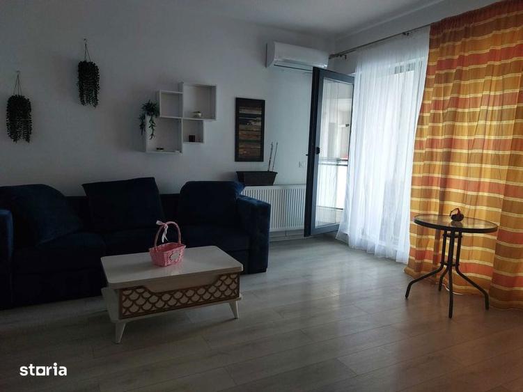 Apartament cu 2 camere decomandat în Parcul Carol