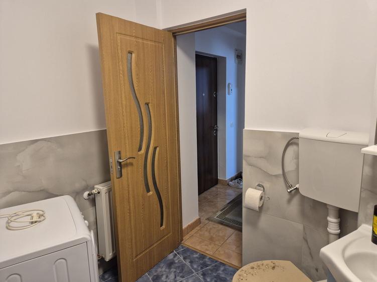 Garsonieră decomandată în Turnișor