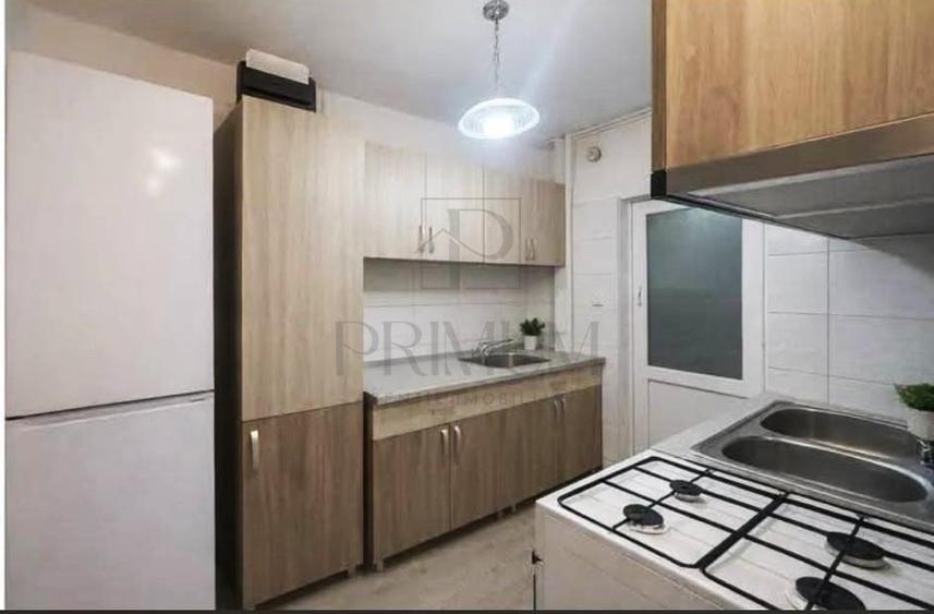 Apartament cu 3 camere decomandat în Șagului