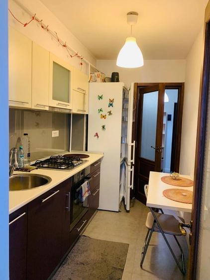 Garsonieră decomandată în Central