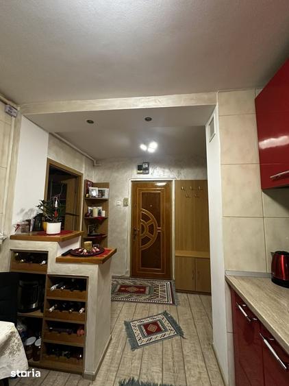 Apartament cu 2 camere decomandat în Astra