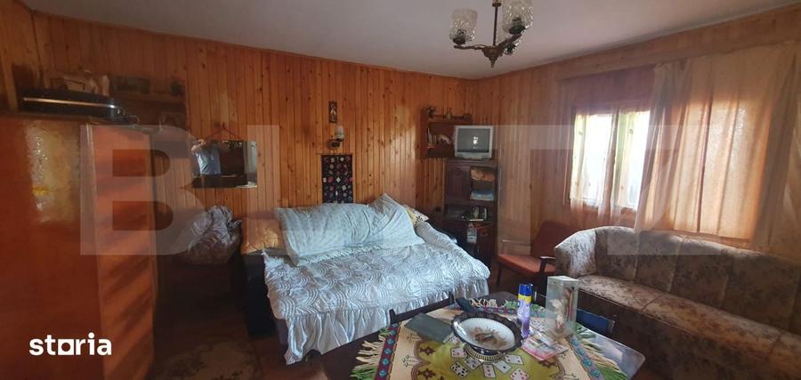 Casă cu 5 camere cu Teren 240 Mp în Central