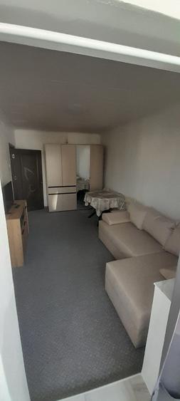 Garsonieră decomandată în Micălaca
