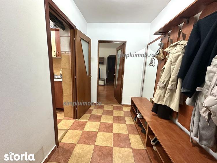 Apartament cu 3 camere, mobilat în Giurgiului