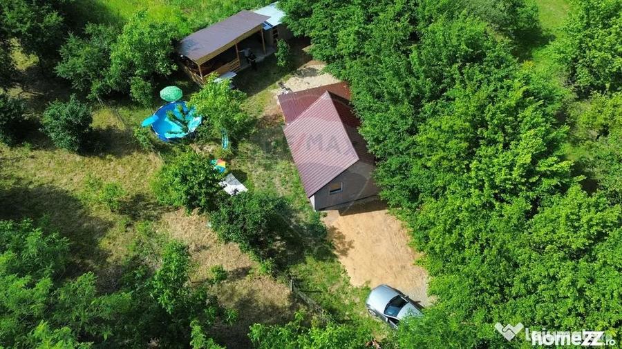 Casă cu 2 camere cu Teren 450 Mp în Remetea Chioarului