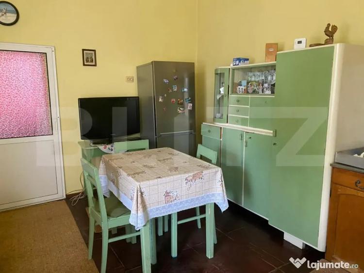 Casă cu 4 camere cu Teren 965 Mp în Central