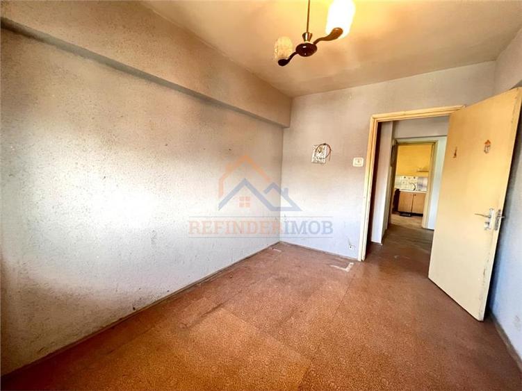 Apartament 3 camere, bloc 1980 - Drumul Taberei - Metrou Valea Ialomitei - 6