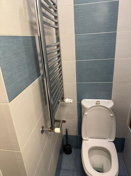 Apartament cu 3 camere decomandat, mobilat în Mărgeanului