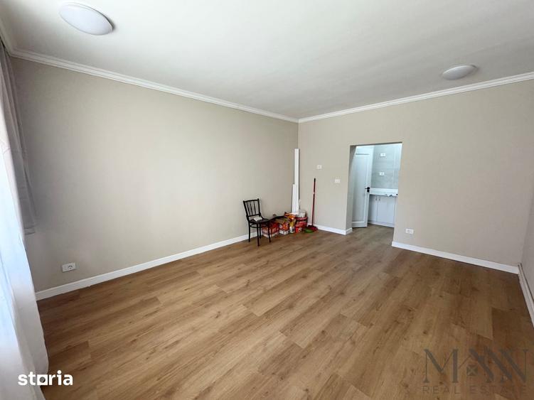 Spațiu comercial, de 29 mp, în Dacia