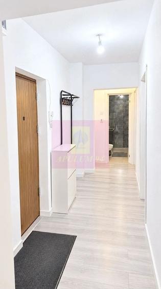 Apartament cu 3 camere decomandat în Unirii